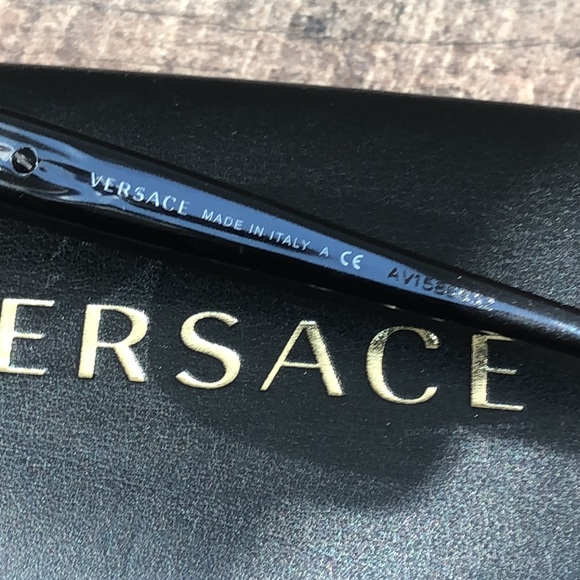 VERSACE Glasswear (Frame For Sale) Made In Italy - Picture 9 of 11